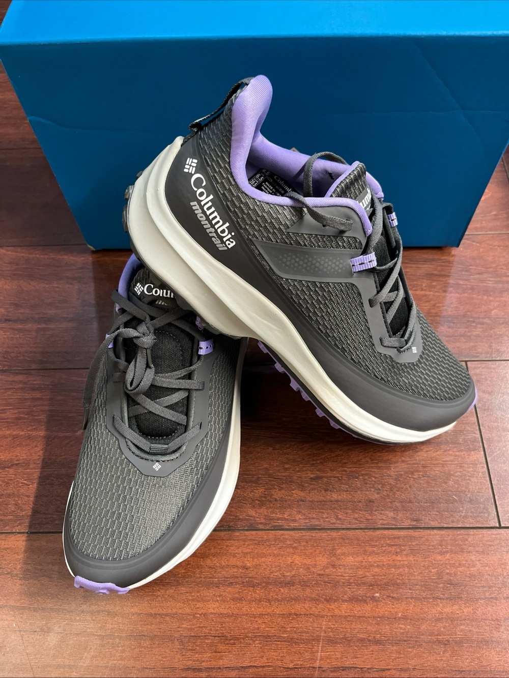 Womens 8.5 Columbia Montrail Trail Coast Shoe Running Hike Dark Grey Sneaker New